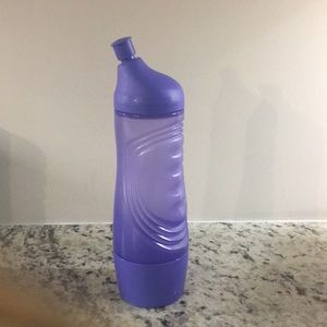 Tupperware water bottle